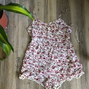 Floral Romper 🌸🌺🌷💐